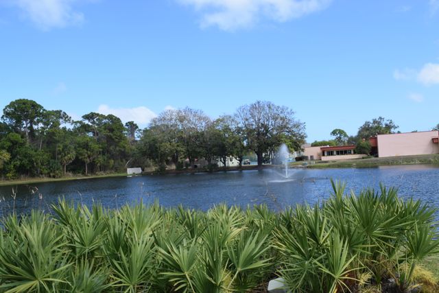 1 Lake Vista Trl Apt 201, Port St Lucie, FL 34952