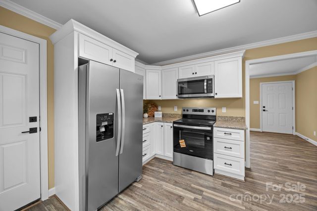 120 Independence Loop, Statesville, NC 28625