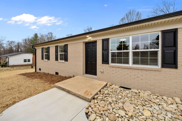 120 Independence Loop, Statesville, NC 28625