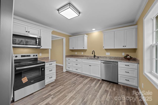 120 Independence Loop, Statesville, NC 28625