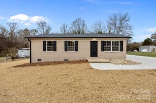 120 Independence Loop, Statesville, NC 28625
