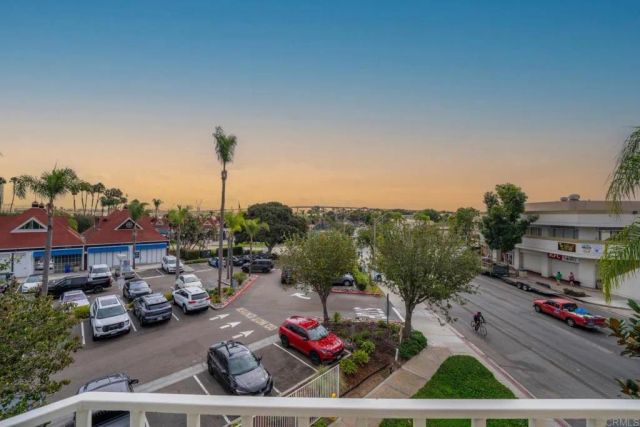 1133 1st. Street 320, Coronado, CA 92118