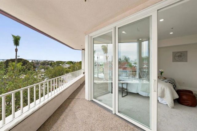 1133 1st. Street 320, Coronado, CA 92118