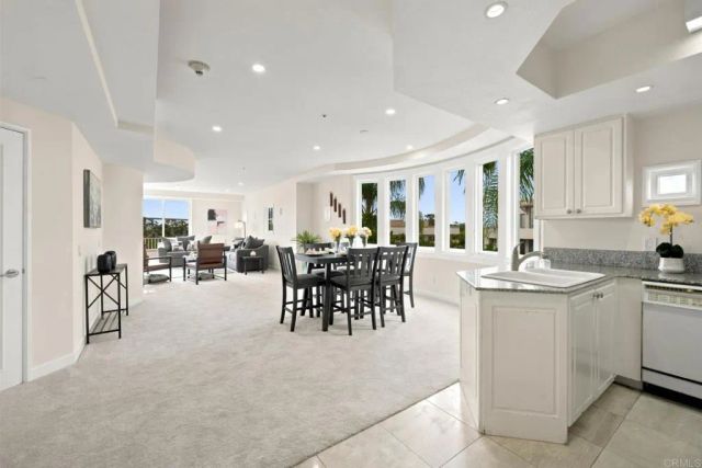 1133 1st. Street 320, Coronado, CA 92118
