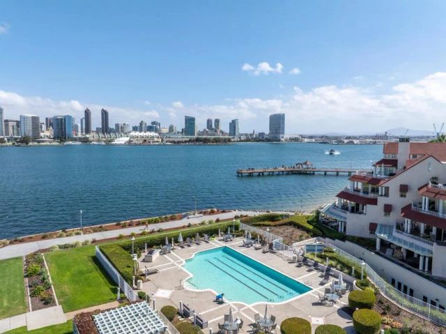 1133 1st. Street 320, Coronado, CA 92118