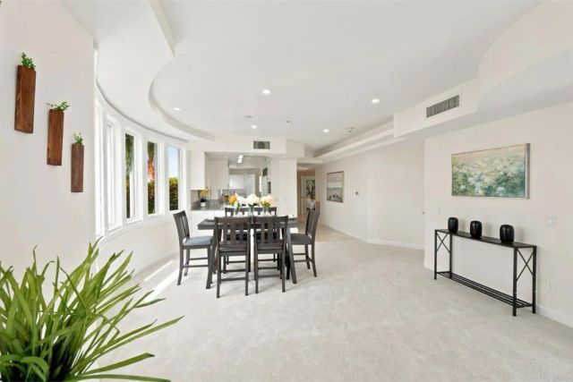1133 1st. Street 320, Coronado, CA 92118