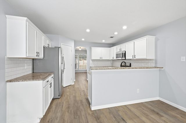 10733 Kittering Trail, Fort Worth, TX 76052