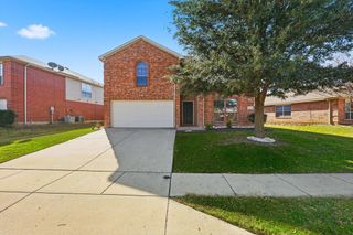 10733 Kittering Trail, Fort Worth, TX 76052