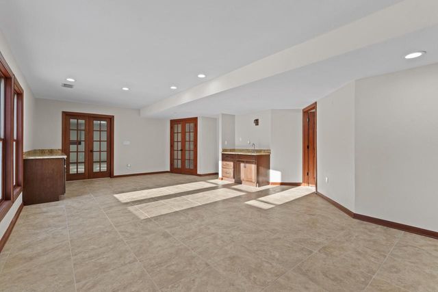 573 Kettle RIDGE, Colgate, WI 53017