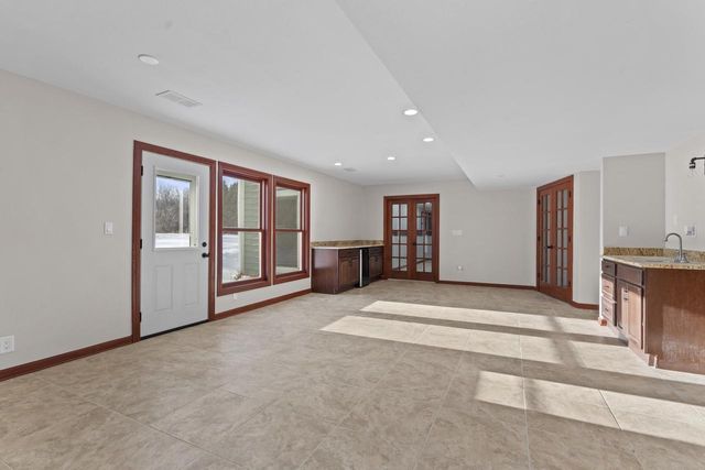 573 Kettle RIDGE, Colgate, WI 53017