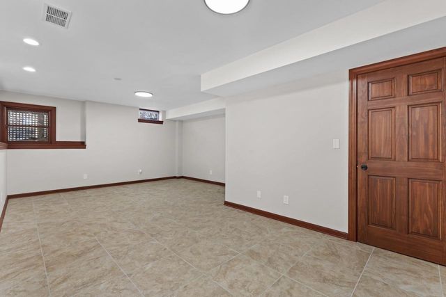 573 Kettle RIDGE, Colgate, WI 53017