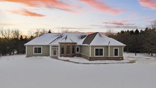 573 Kettle RIDGE, Colgate, WI 53017