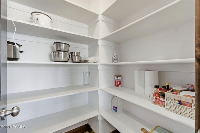 964 W Abigail Dr, Kamas, UT 84036