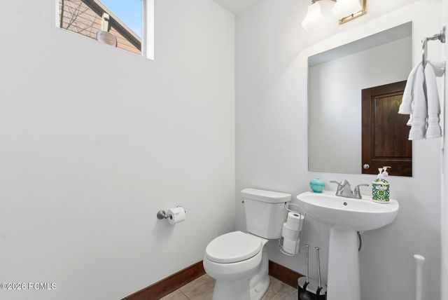 964 W Abigail Dr, Kamas, UT 84036