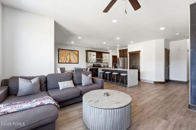 964 W Abigail Dr, Kamas, UT 84036