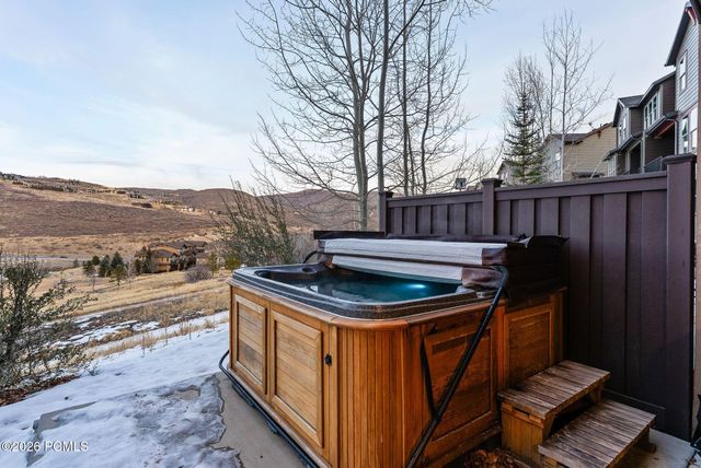 964 W Abigail Dr, Kamas, UT 84036