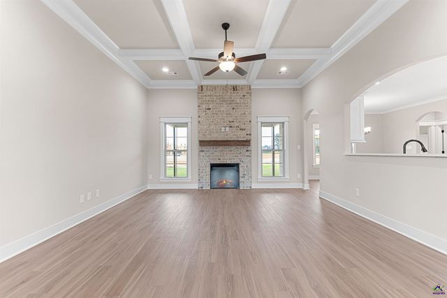 202 Emberwood Way, Kathleen, GA 31047