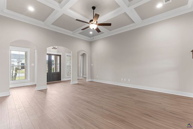 202 Emberwood Way, Kathleen, GA 31047