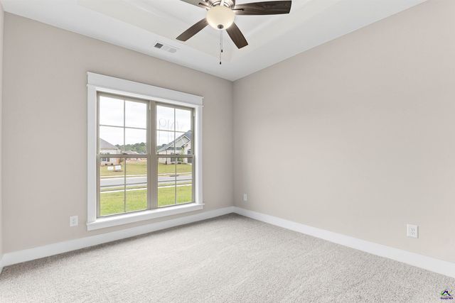 202 Emberwood Way, Kathleen, GA 31047