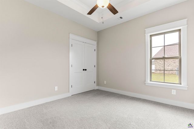 202 Emberwood Way, Kathleen, GA 31047