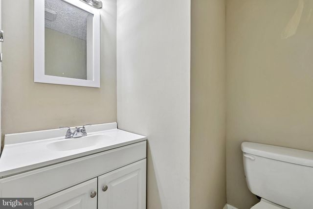 2904 GOLDEN FLEECE DR, Pasadena, MD 21122