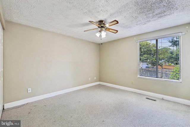 2904 GOLDEN FLEECE DR, Pasadena, MD 21122