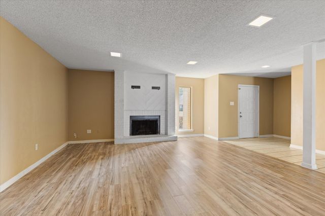 803 KINGSBURY CT, Longview, TX 75604