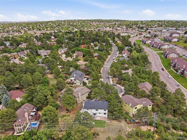 1802 Forest Ridge Dr, Colorado Springs, CO 80918
