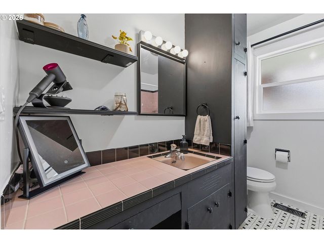 7567 DELAWARE Ln, Vancouver, WA 98664