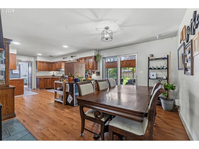 7567 DELAWARE Ln, Vancouver, WA 98664
