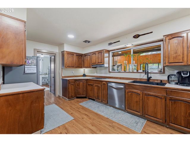7567 DELAWARE Ln, Vancouver, WA 98664