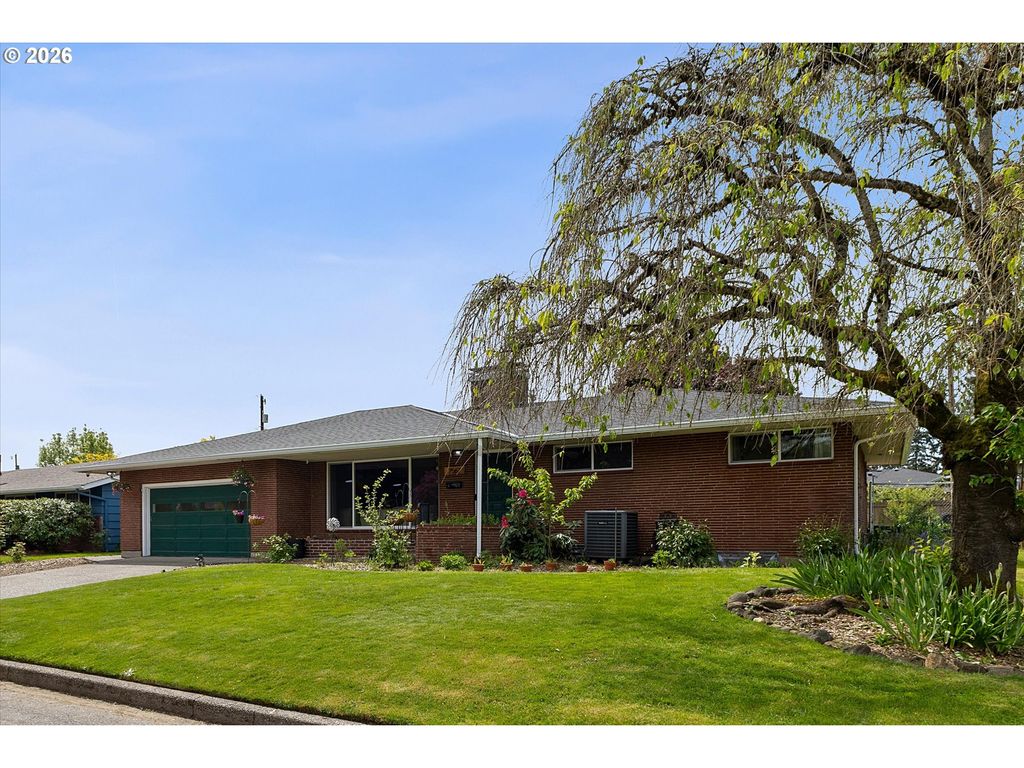 7567 DELAWARE Ln, Vancouver, WA 98664