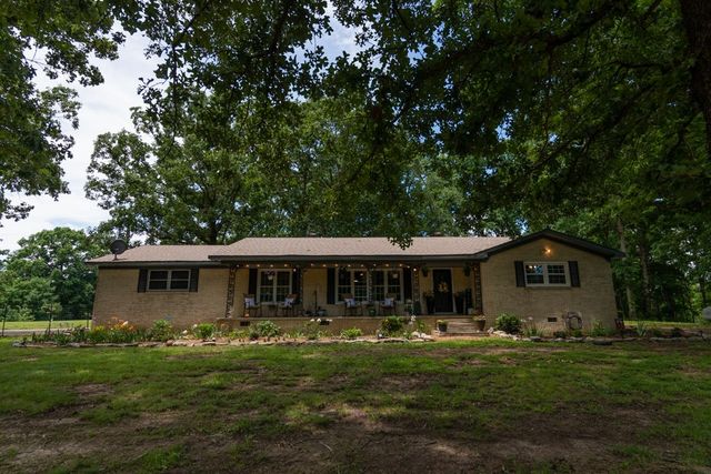 7636 Liberty Rd, Scotts Hill, TN 38374