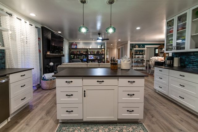 7636 Liberty Rd, Scotts Hill, TN 38374