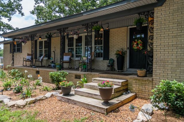 7636 Liberty Rd, Scotts Hill, TN 38374
