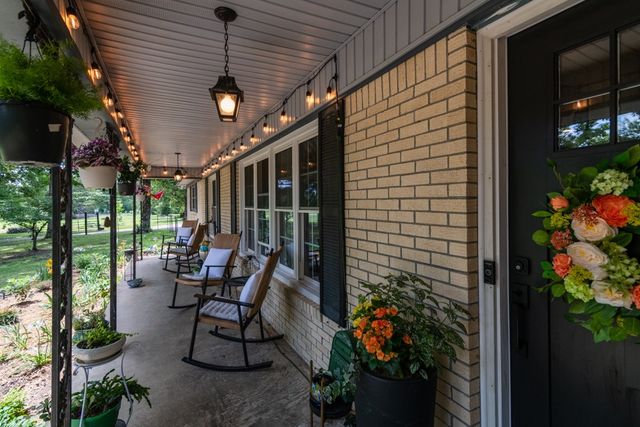 7636 Liberty Rd, Scotts Hill, TN 38374