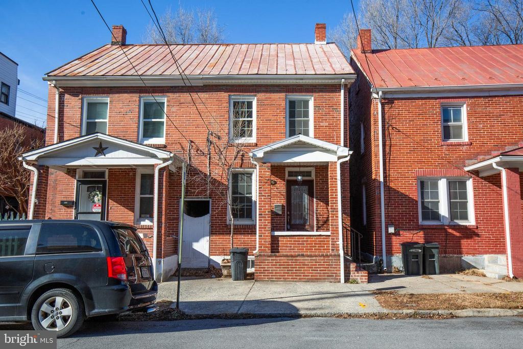 106 MAPLE N, Martinsburg, WV 25401