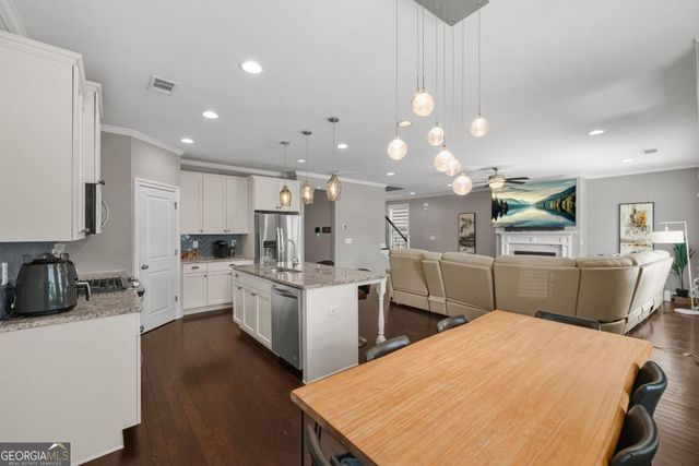 2032 Stanfield Avenue NW, Atlanta, GA 30318