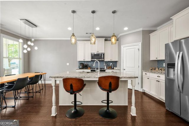 2032 Stanfield Avenue NW, Atlanta, GA 30318