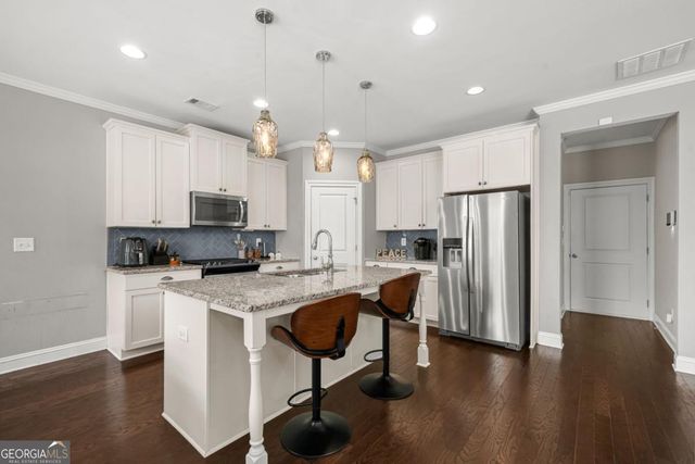 2032 Stanfield Avenue NW, Atlanta, GA 30318