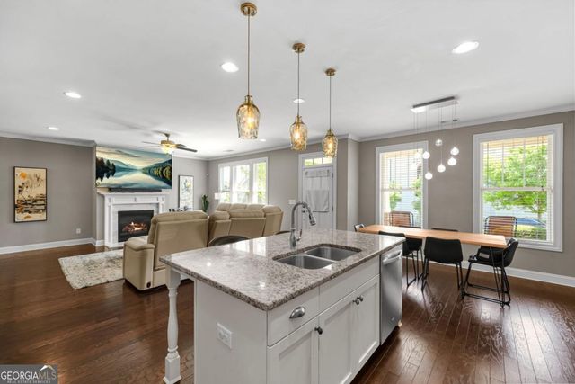 2032 Stanfield Avenue NW, Atlanta, GA 30318