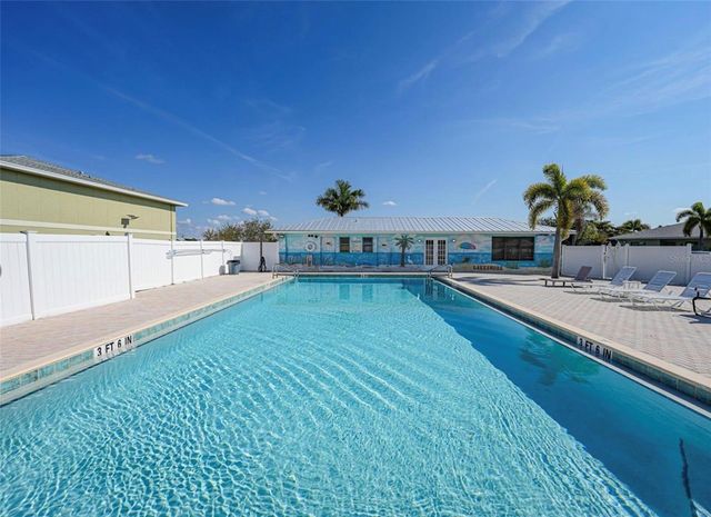 25225 RAMPART BOULEVARD 105, Punta Gorda, FL 33983