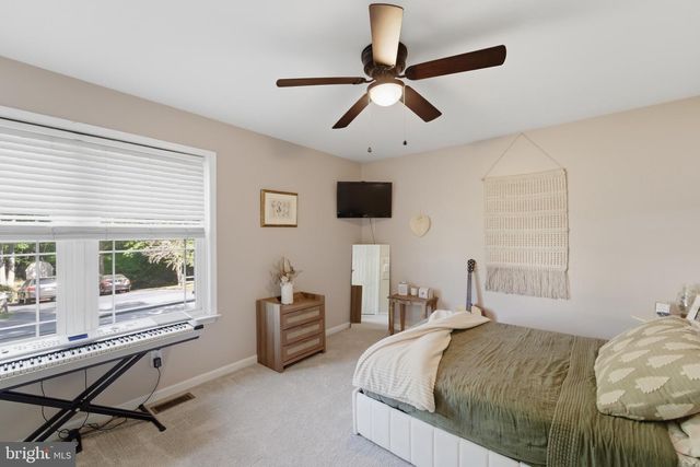 11586 WINNEBAGO LN, Lusby, MD 20657