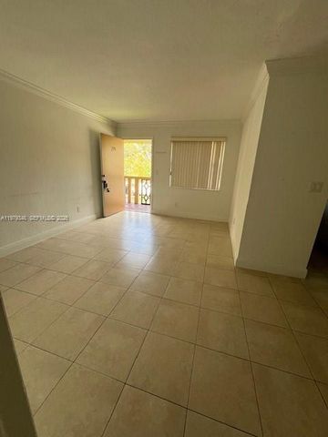 3901 SW 78th Ct 219, Miami, FL 33155
