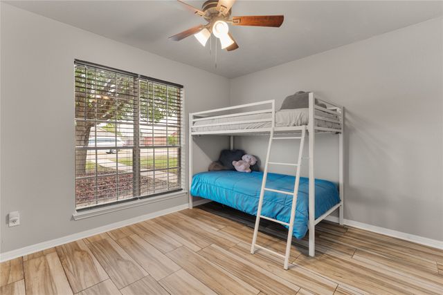 180 Quail Run Drive, Woodway, TX 76712