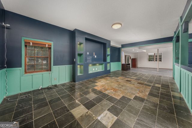 6376 Mansion Drive, Macon, GA 31216
