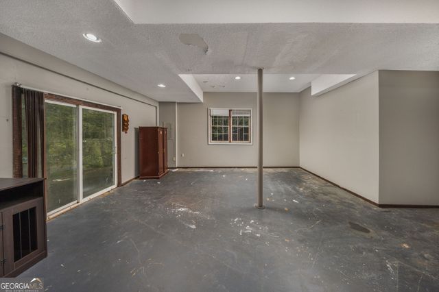 6376 Mansion Drive, Macon, GA 31216