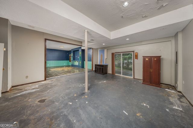6376 Mansion Drive, Macon, GA 31216