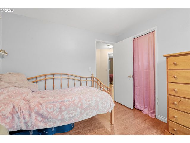 16067 S MAPLELANE Rd, Oregon City, OR 97045