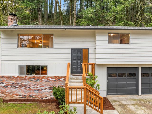 16067 S MAPLELANE Rd, Oregon City, OR 97045